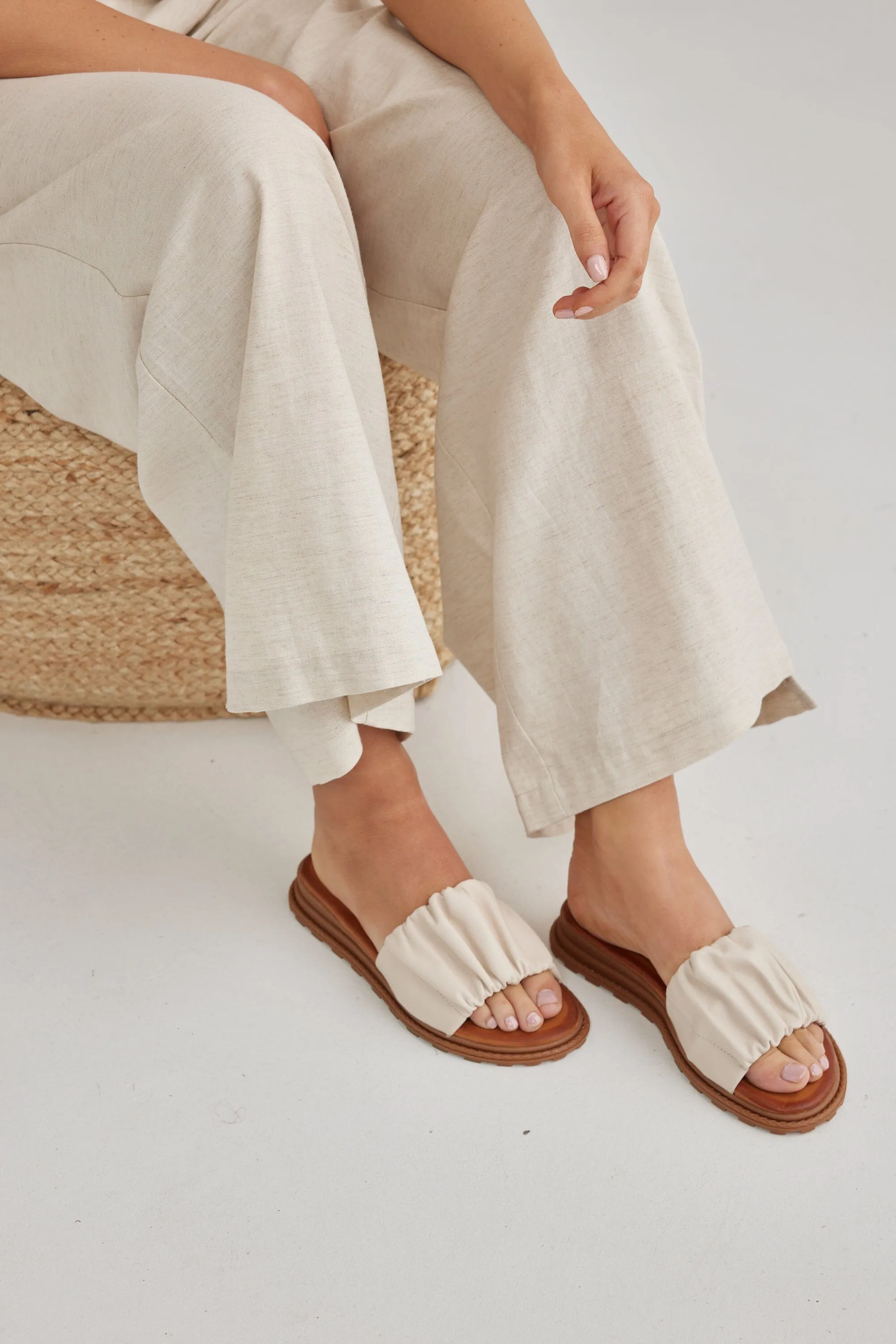 BRAVE AND TRUE Lina Shoes - Beige