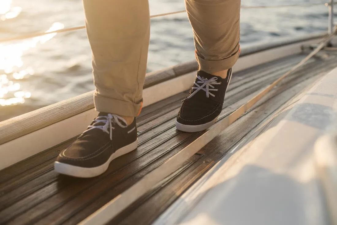 Chaussures bateau adhérente Homme SAILING 300
