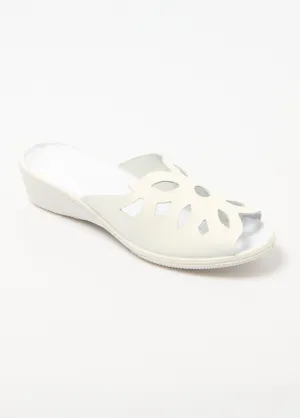 Comfort wide leather mules
