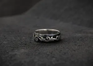 Detail Silver Ring