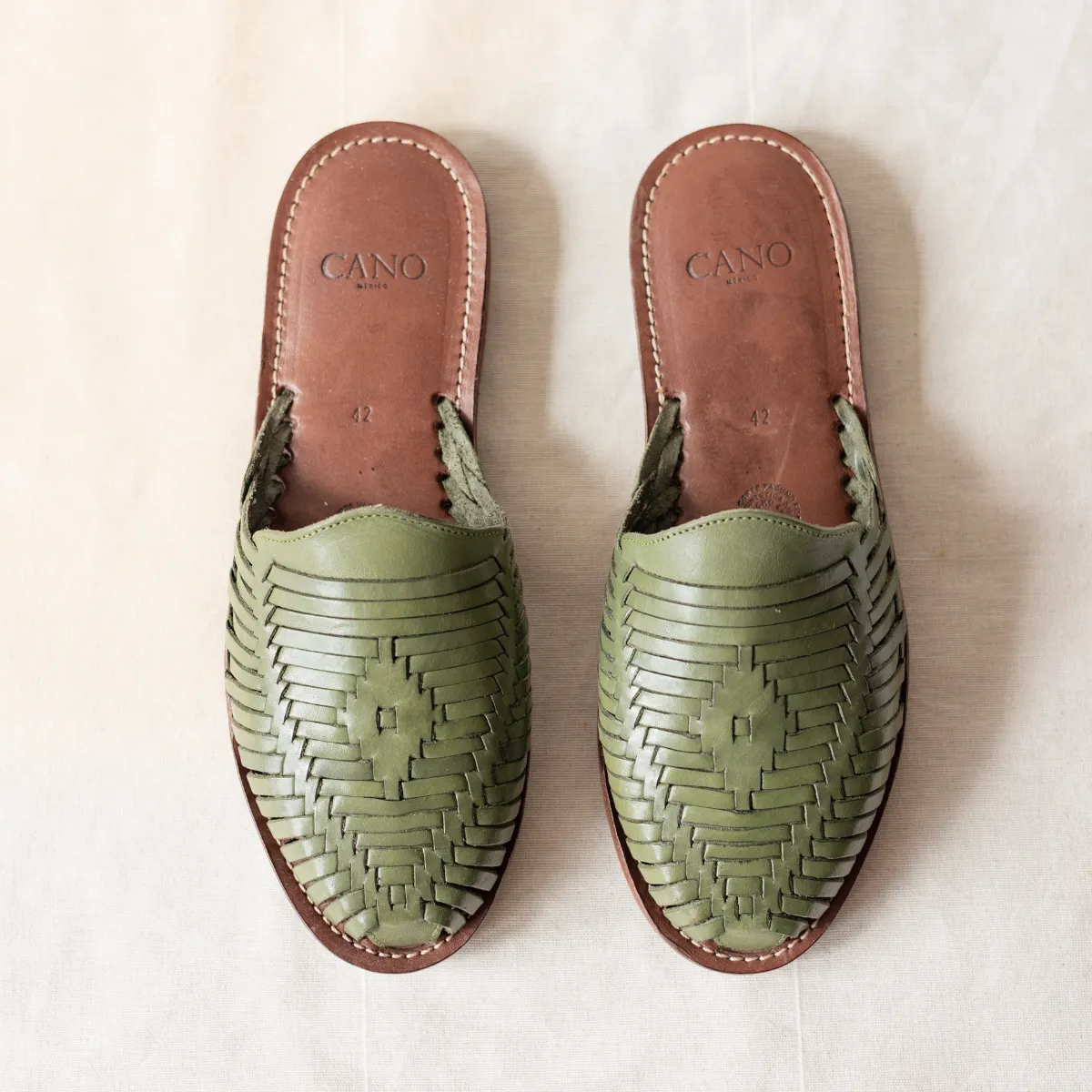 EMMANUEL Mule Olive