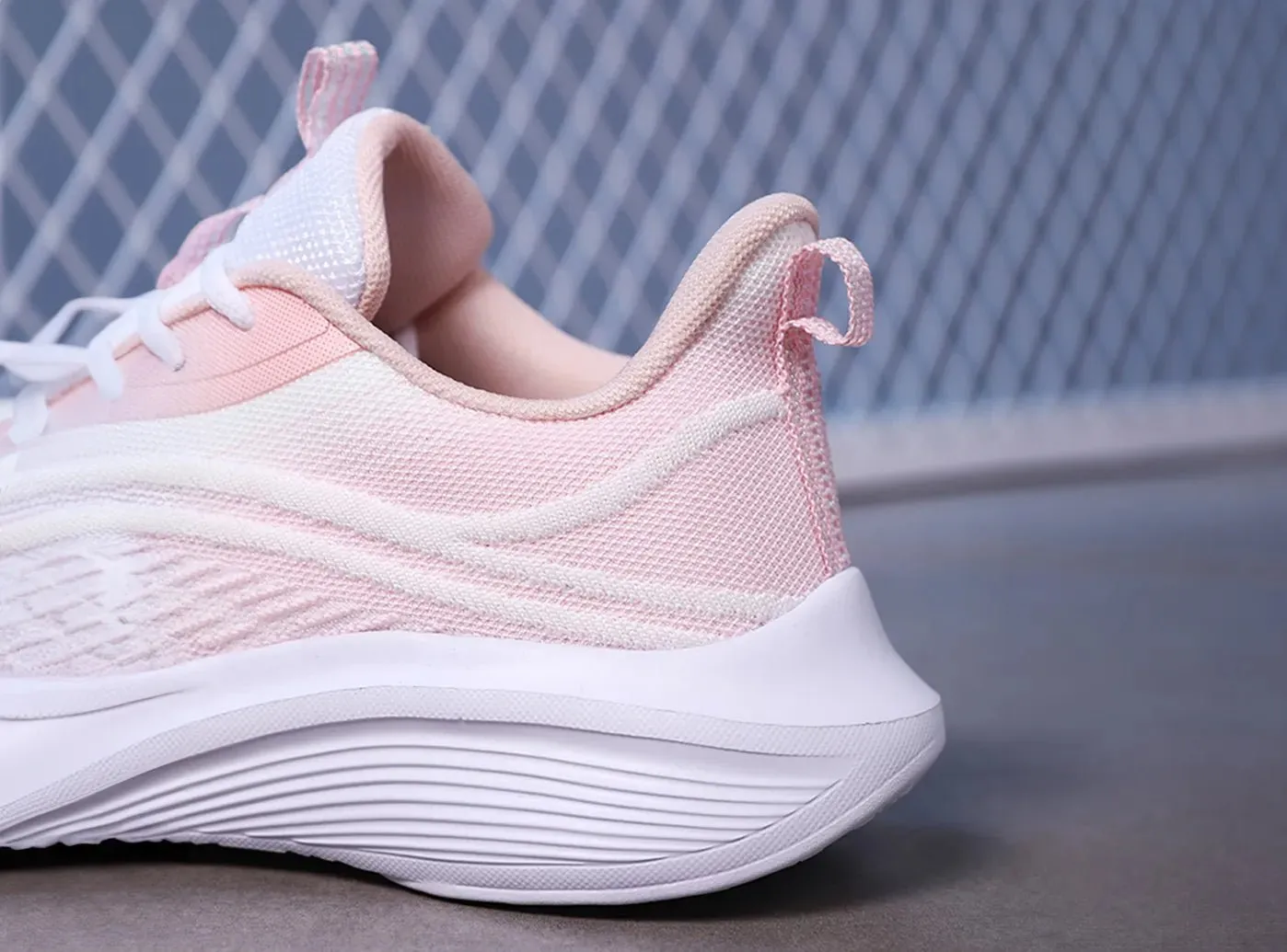 FitVille Women's Gradient Mesh Sneakers