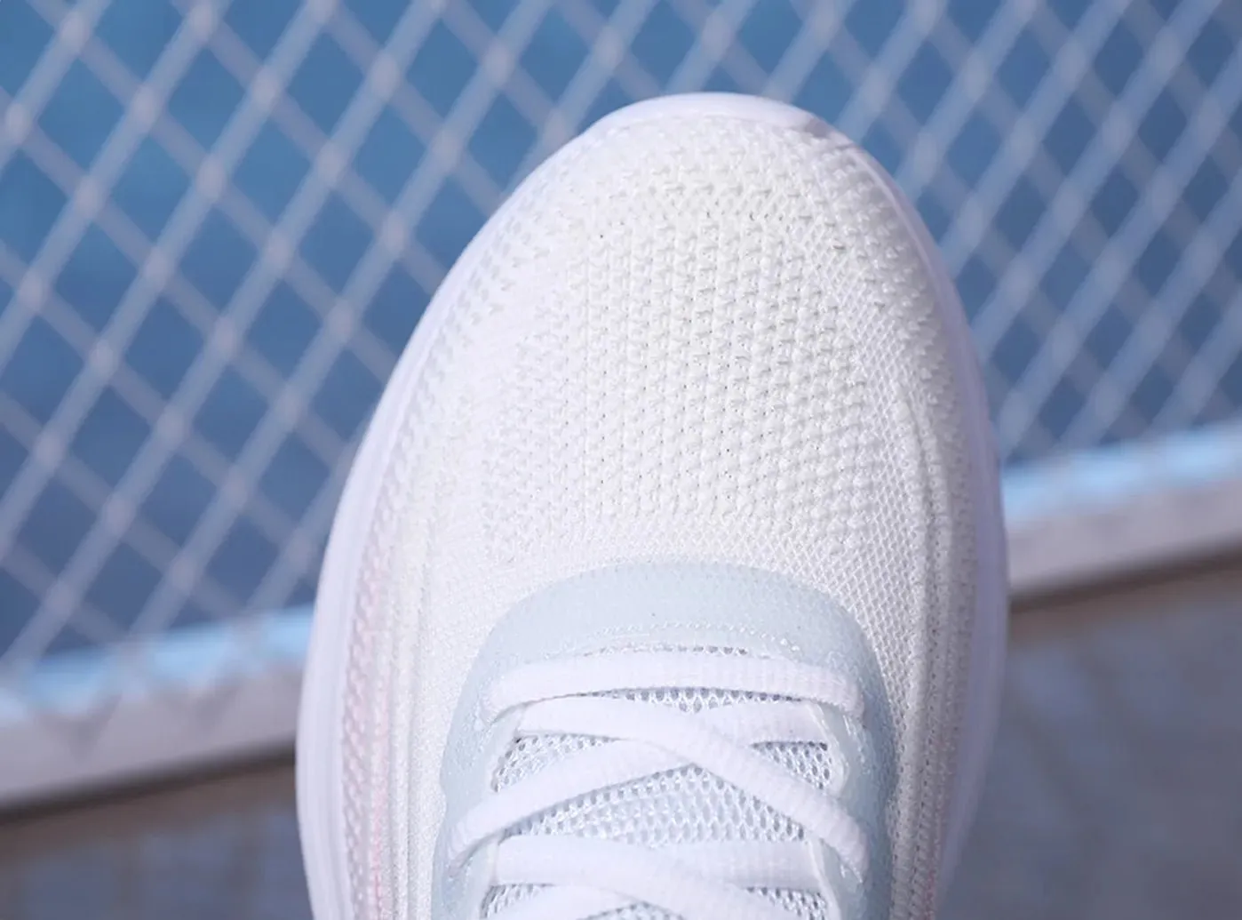 FitVille Women's Gradient Mesh Sneakers