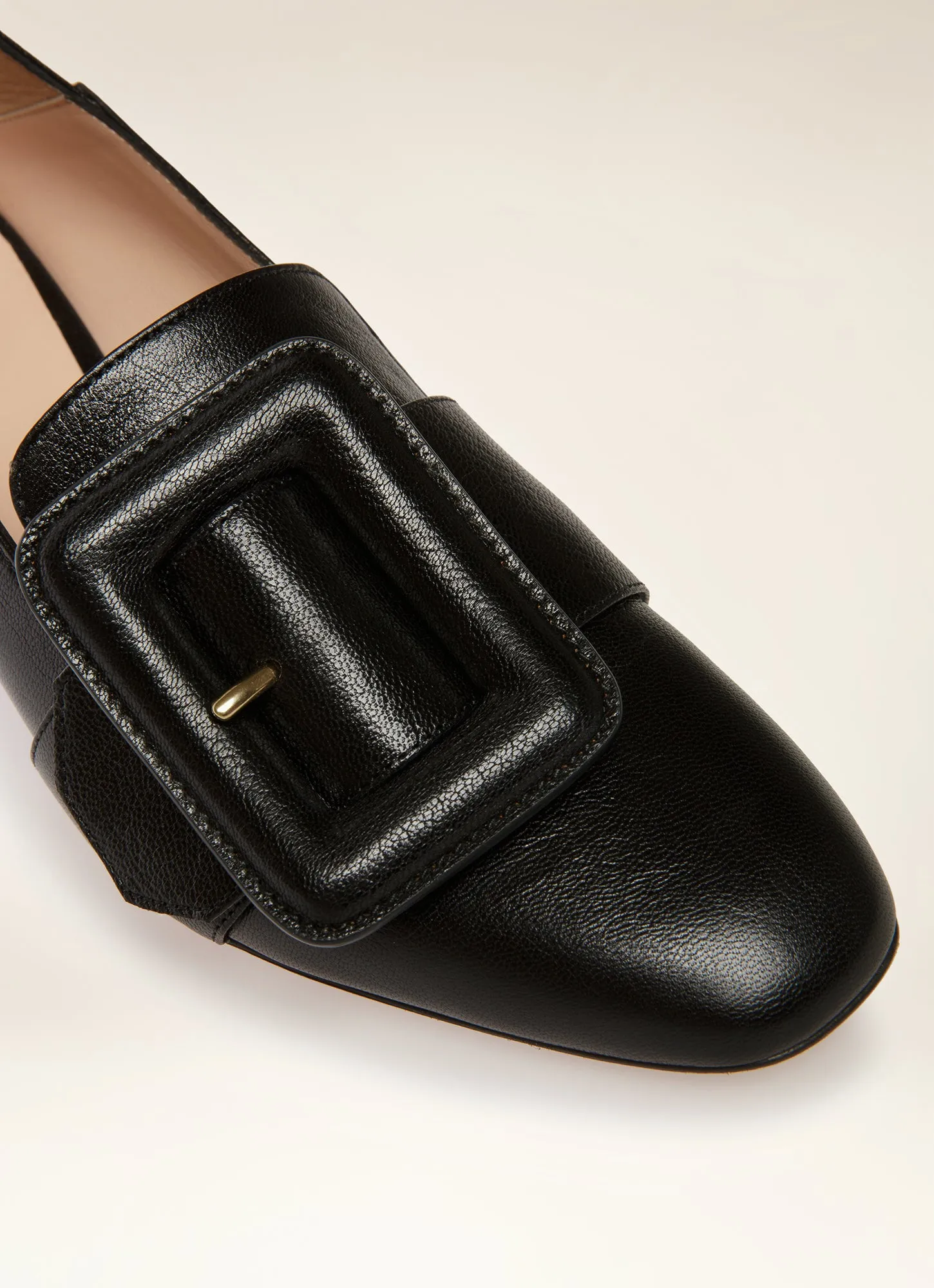 Janelle 40. Puffy in Black - Leather Pump Shoes