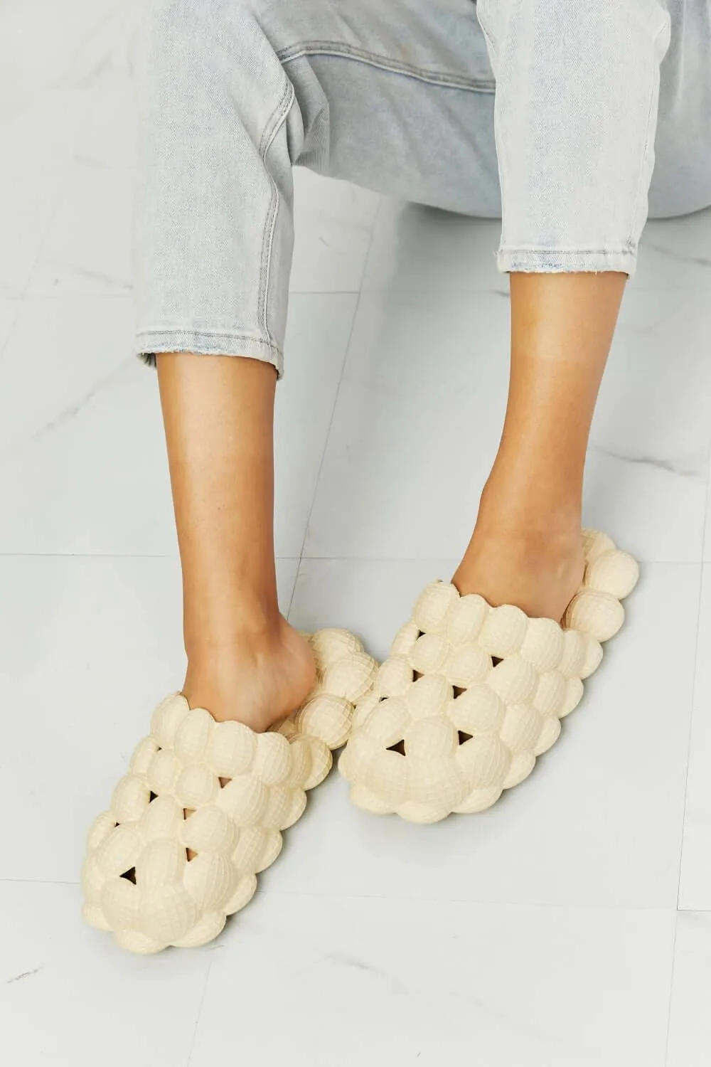 Laid Back Bubble Slides in Khaki – All-Day Comfort