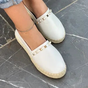 Élan Beige Slipons