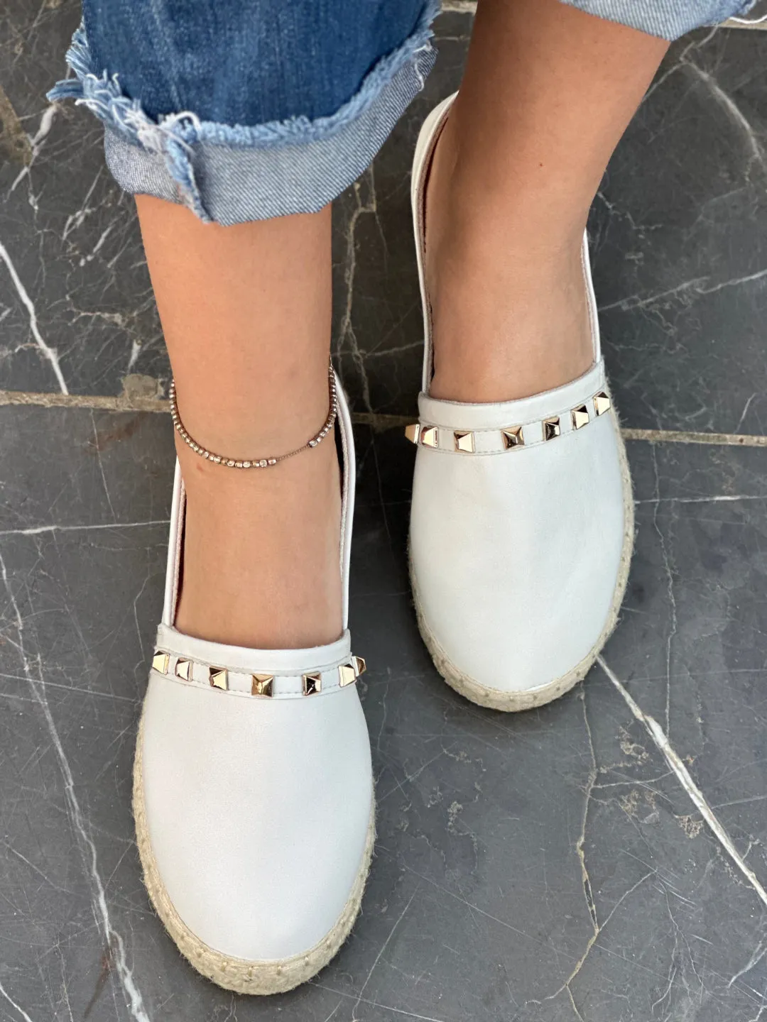Élan Beige Slipons