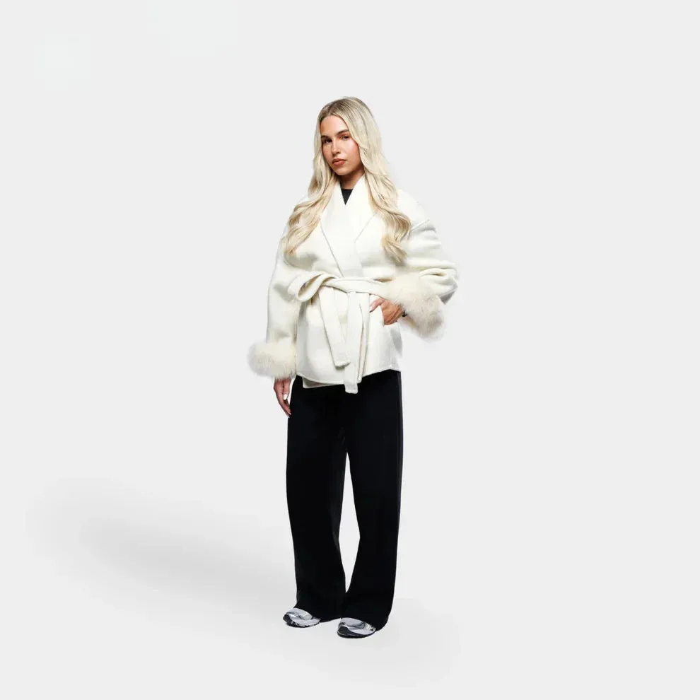 Lana Luxe Coat | Winter Elegance with Faux Fur