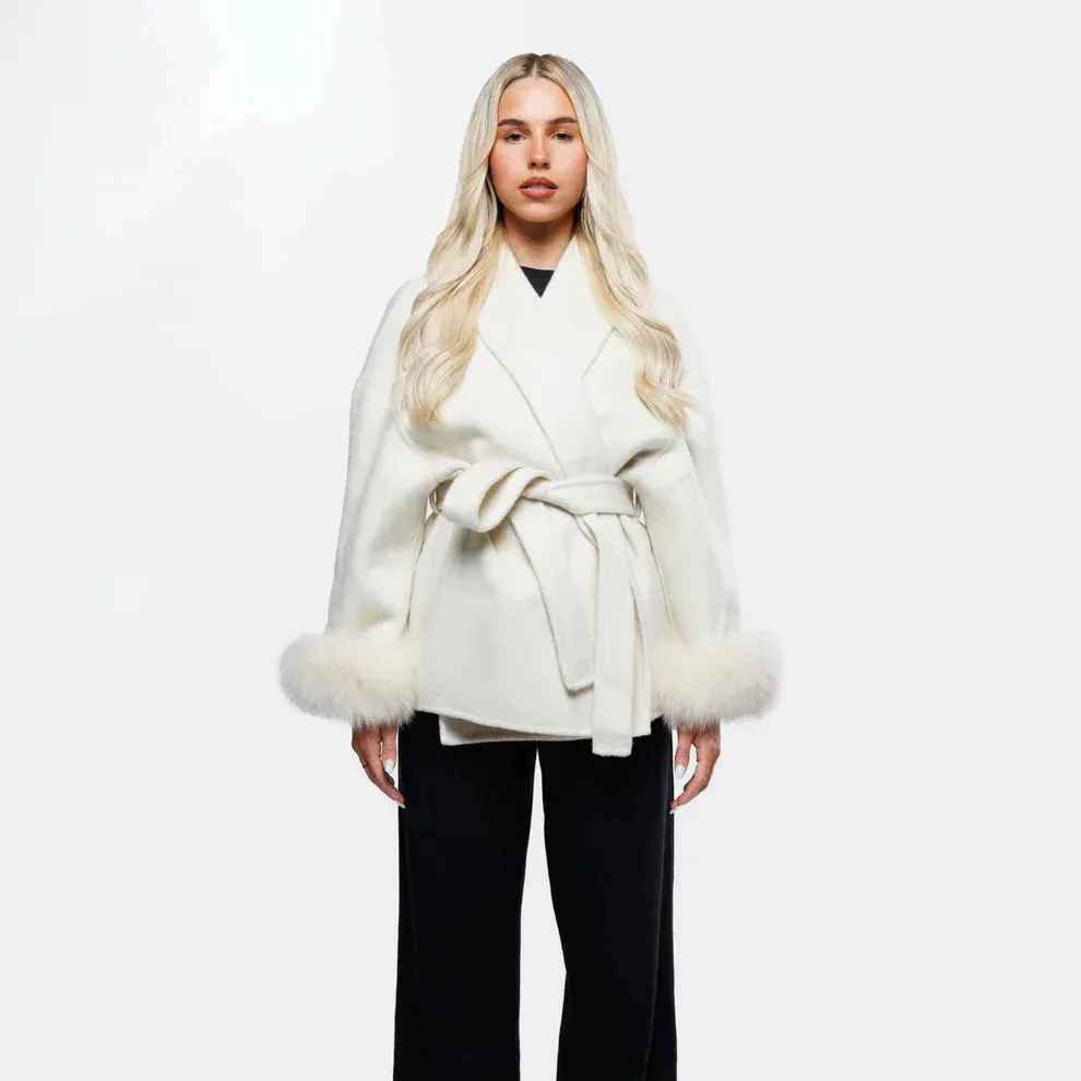 Lana Luxe Coat | Winter Elegance with Faux Fur
