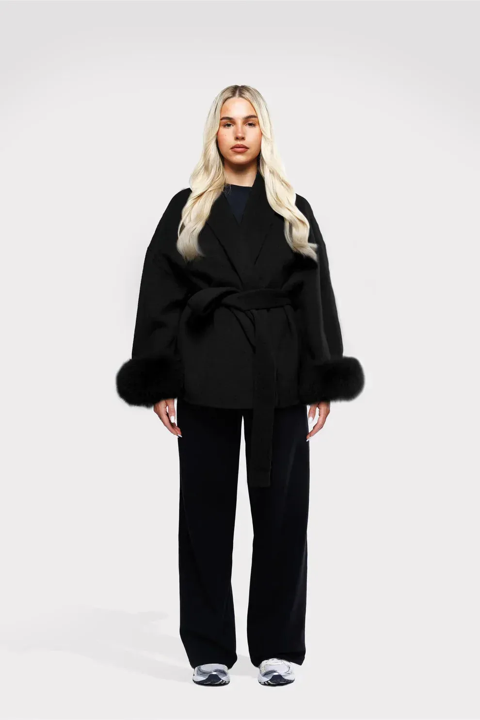 Lana Luxe Coat | Winter Elegance with Faux Fur