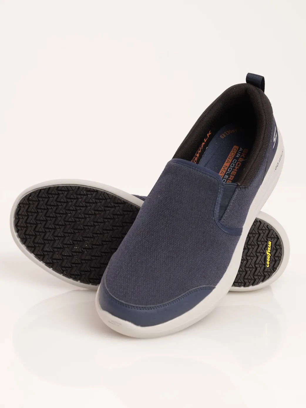 Men's Go Walk Stability Sneaker - Navy
