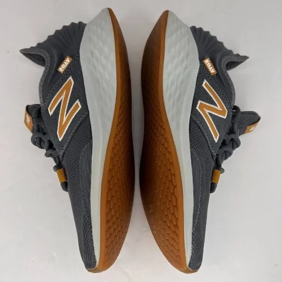 New Balance Mens MROAVBG Gray Fresh Foam Roav Low Top Size 6 D Running Shoes