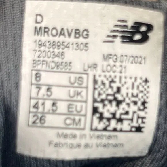 New Balance Mens MROAVBG Gray Fresh Foam Roav Low Top Size 6 D Running Shoes