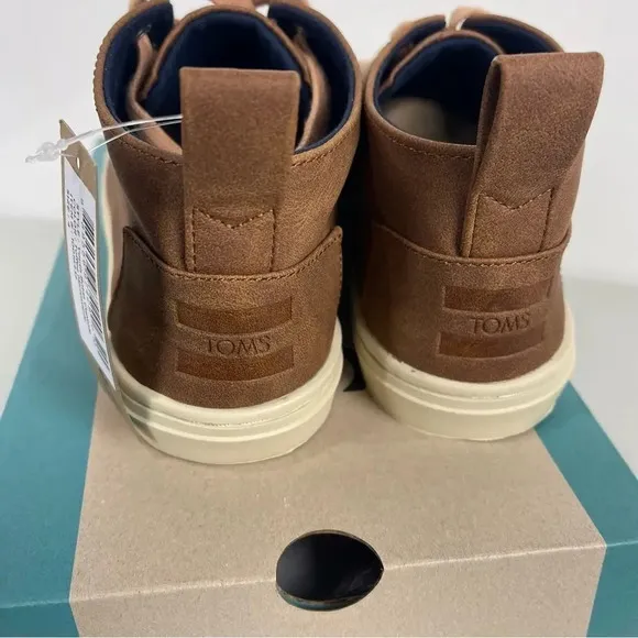 NEW TOMS Botas Cupsole Toffee Microsuede Sneakers Size 4 Youth Boys