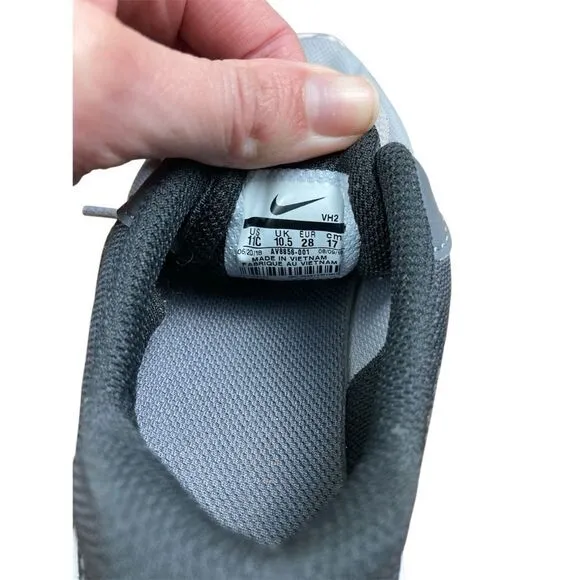 Nike Tanjun Print sneakers
