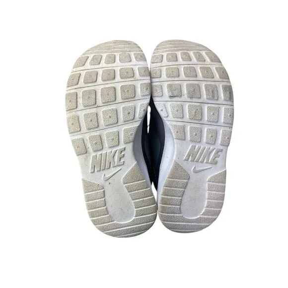 Nike Tanjun Print sneakers