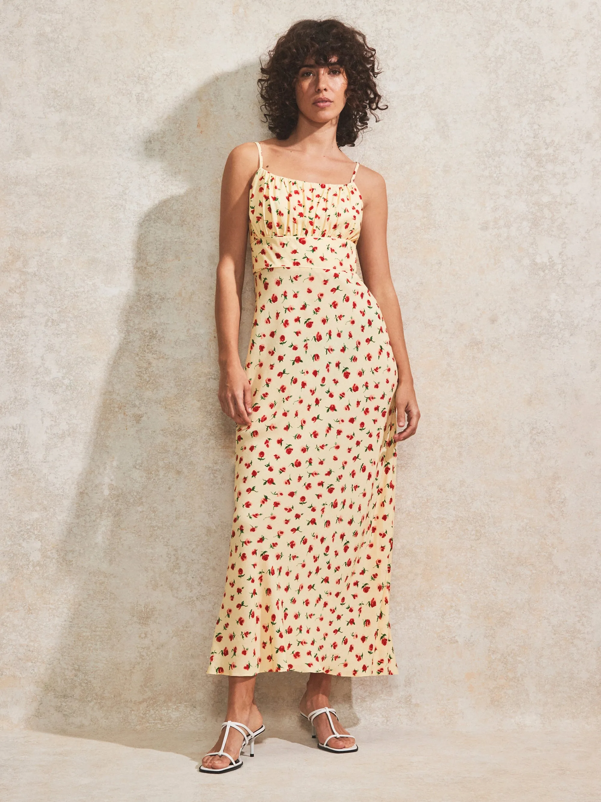 Petite Buttermilk Rose-Print Gathered-Bodice Cami Dress