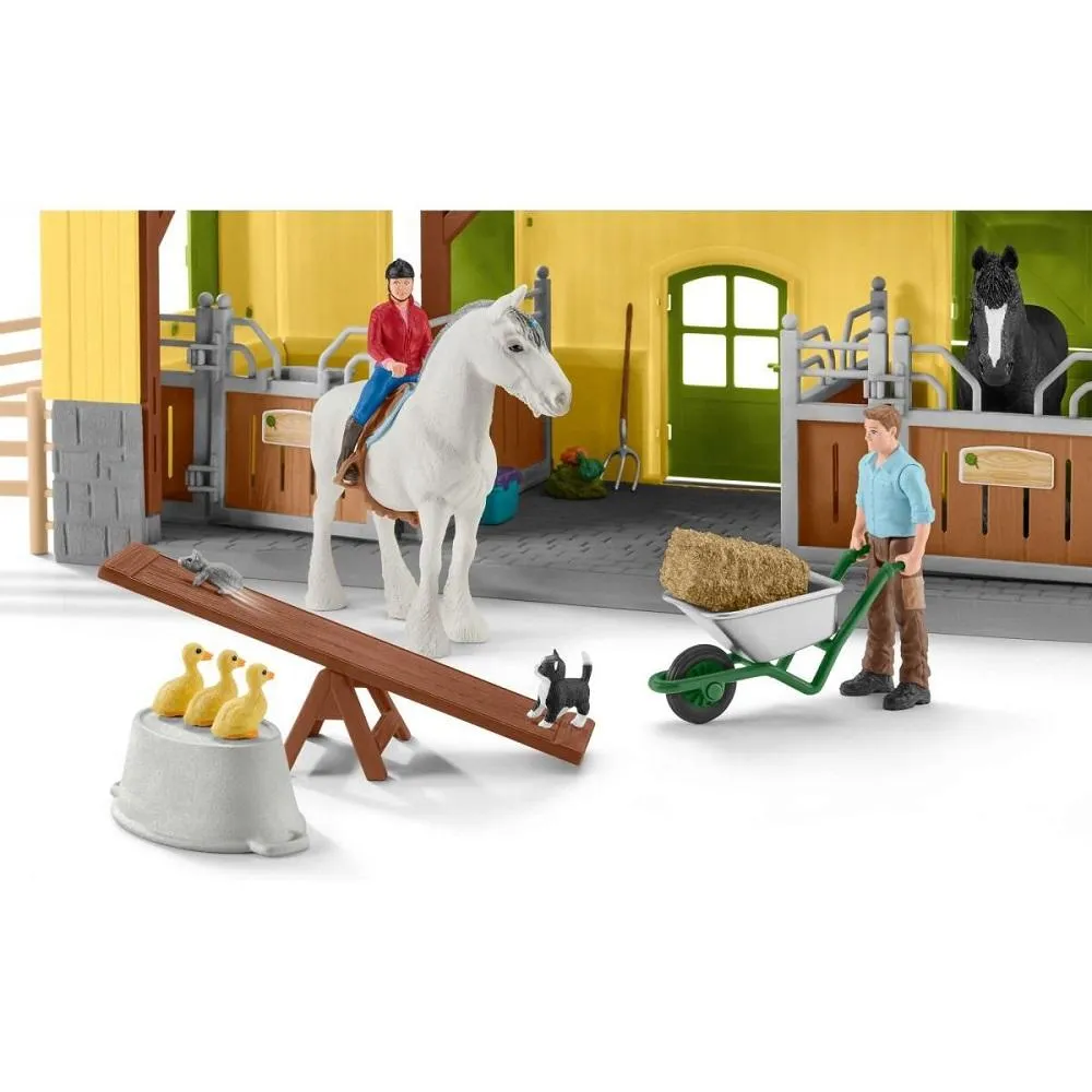 Schleich Horse Stable