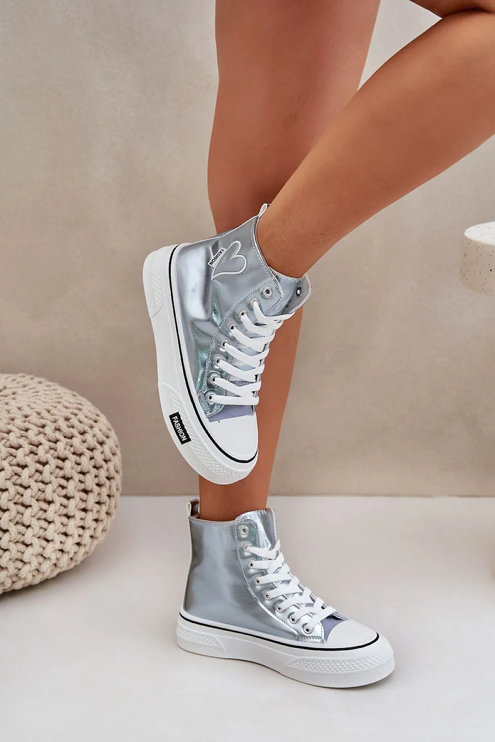 Sneakers Step in style