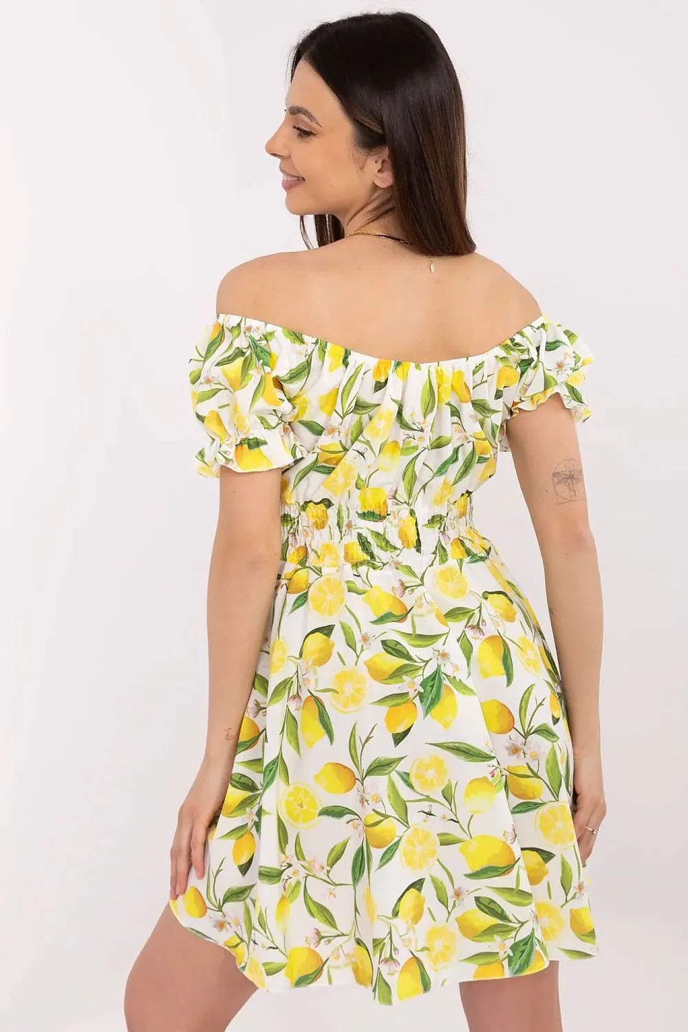 Summer dress in a juicy lemon print