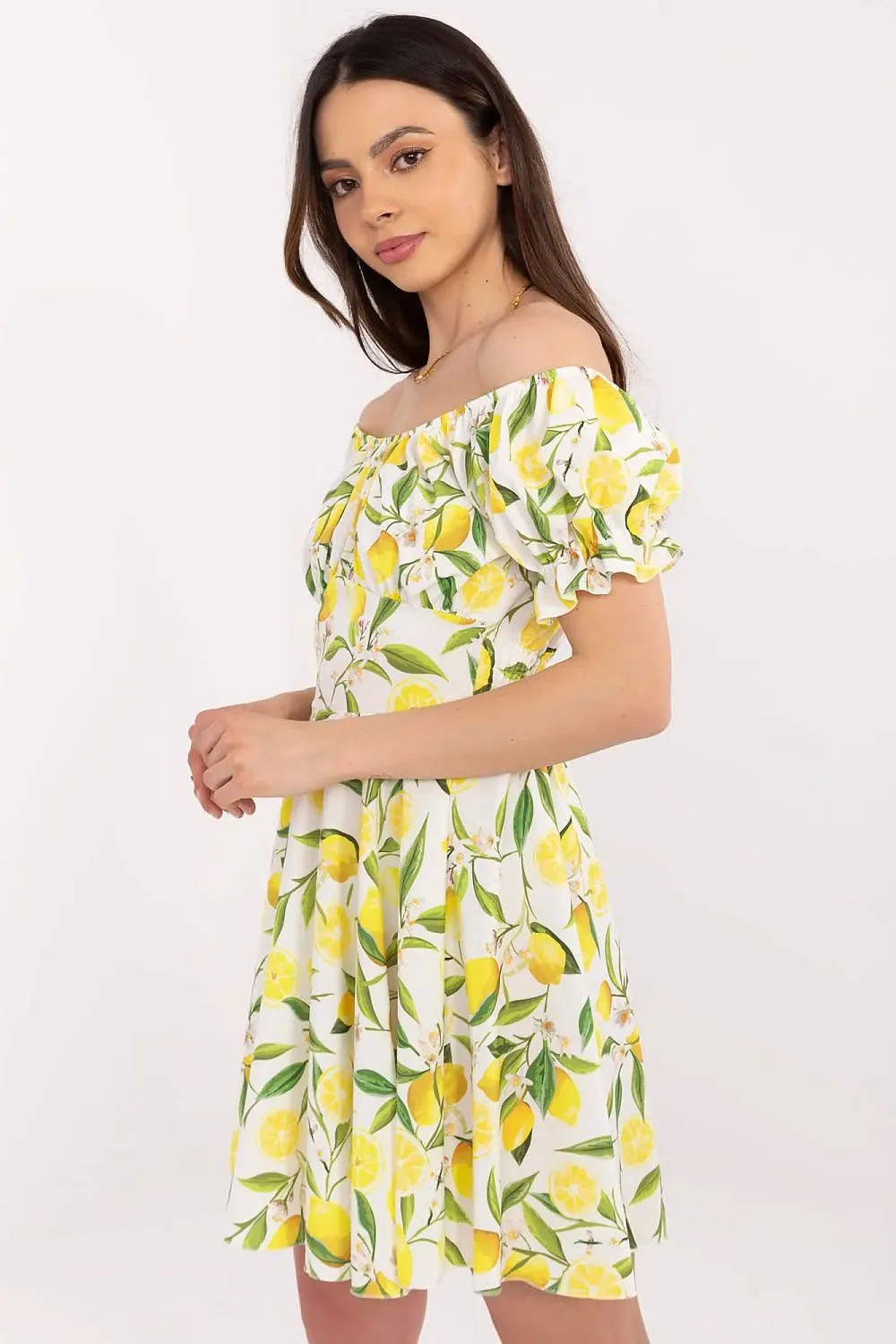 Summer dress in a juicy lemon print