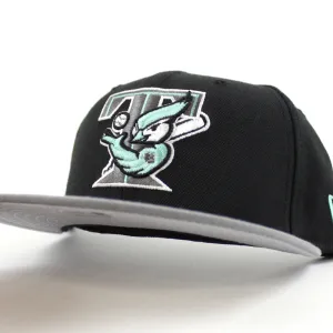 Toronto Blue Jays New Era 59FIFTY Fitted Hat (BLACK Cool Gray GrayY Under brim)