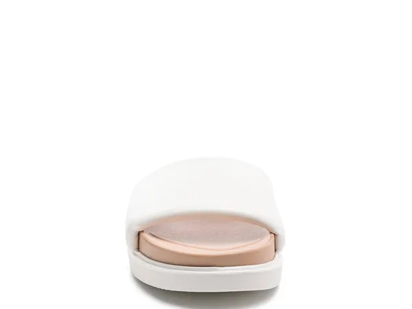 white MOULDED POOL SLIDES