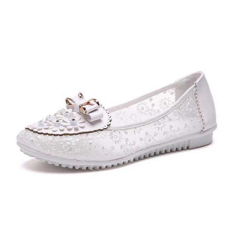 Women's ballerinas with floral design and glamorous bow detail W&W