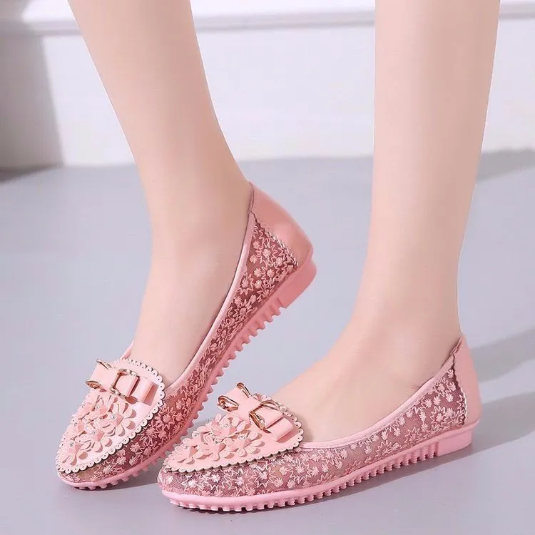 Women's ballerinas with floral design and glamorous bow detail W&W