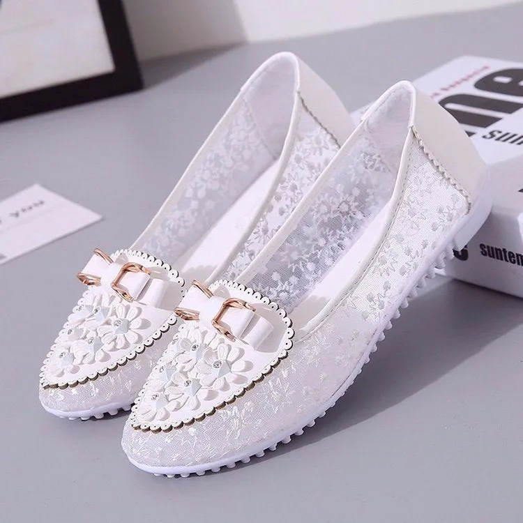 Women's ballerinas with floral design and glamorous bow detail W&W